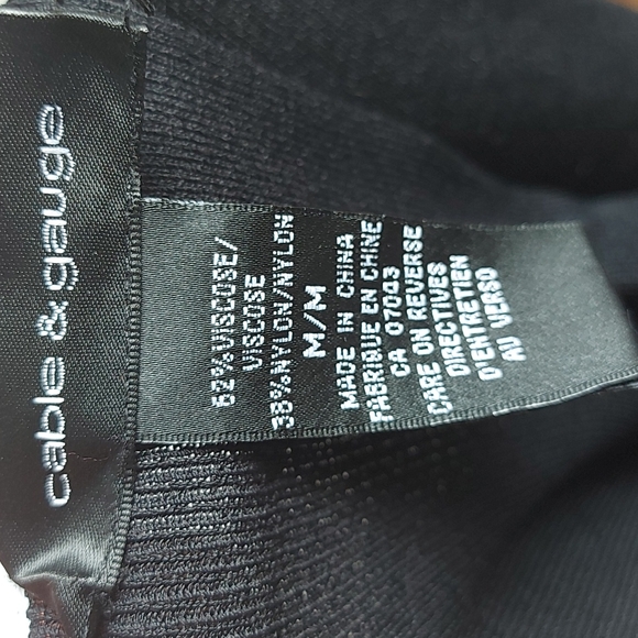 Black and White Cover-up - Picture 4 of 5